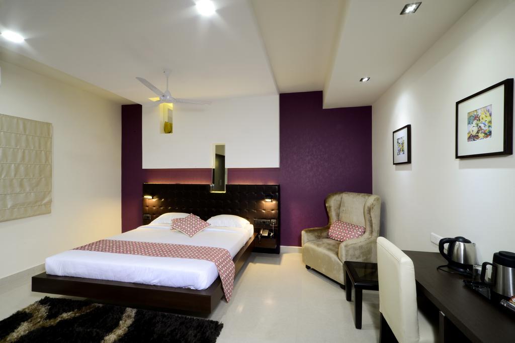 Hotel Serenity La Vista Haidarábád Kültér fotó